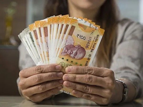 PF Contribution: अगर आपके सामने आर्थिक दुश्वारी न हो तो 12 फीसद ही करें योगदान, यह है वजह