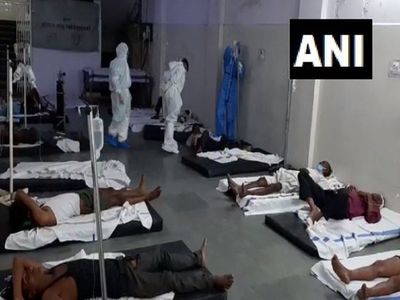 Madhya Pradesh 5 labourers died, 11 injured after the truck overturned in Narsinghpur Madhya Pradesh 5 labourers died, 11 injured after the truck overturned in Narsinghpur