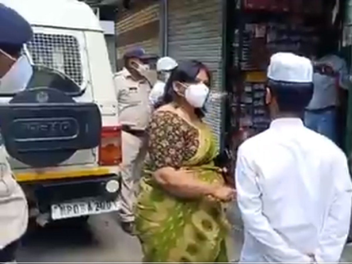 लॉकडाउन का ऐसे होगा पालन! ADM ने दुकानदार को मारा थप्पड़, वीडियो वायरल