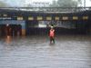 Heavy rains throw traffic out of gear, waterlogging reported from several areas of Mumbai