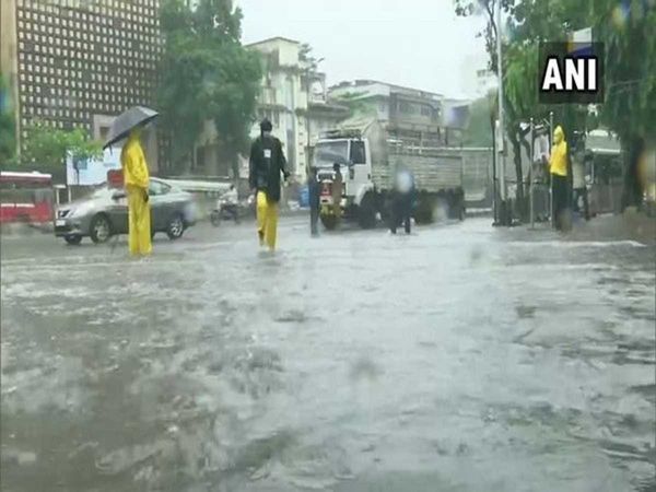 Heavy rain warning in Maharashtra Mumbai and Thane on orange alert till July 10