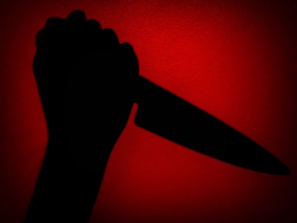 wife stabs husband