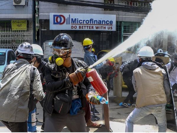 म्यांमार में सेना की 'बर्बर' कार्रवाई से नाराज अमेरिका, कई सरकारी प्रतिष्‍ठानों को कर दिया ब्लैकलिस्‍ट