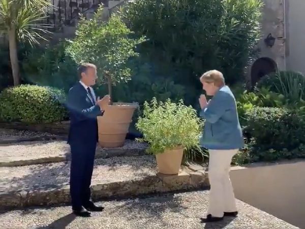 दुनिया को भाया भारत का देसी अंदाज, फ्रांस के राष्‍ट्रपति, जर्मन चांसलर ने एक-दूसरे को किया नमस्‍ते [Video]