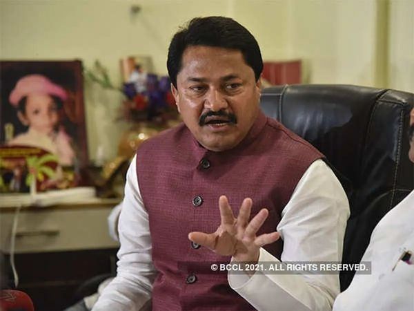 Nana Patole:नाना पटोले ने एक बार फिर अमिताभ- अक्षय कुमार पर साधा निशाना, बताया कागज के शेर