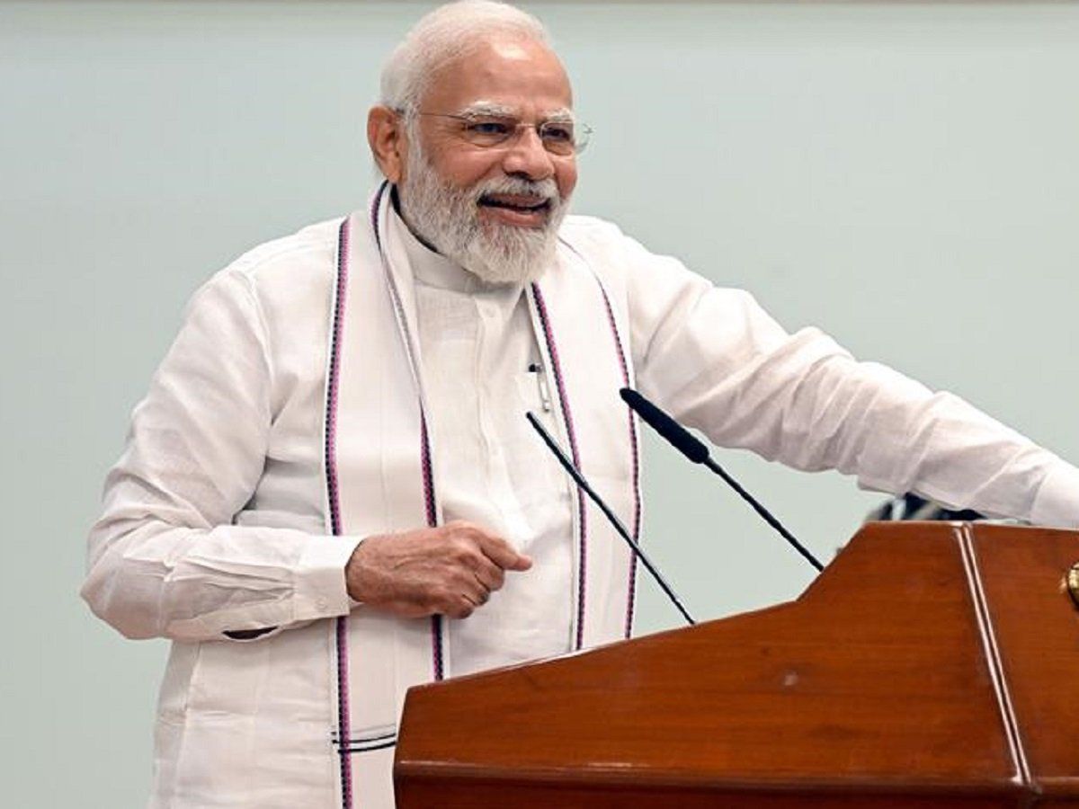पेट्रोल-डीजल की कीमतों में की कटौती-सिलेंडर पर दी सब्सिडी, PM मोदी ने कहा- हमारे लिए सबसे पहले जनता