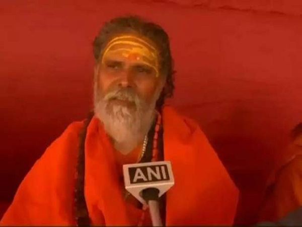 mahant narendra giri death news,mahant narendra giri latest news, mahant narendra giri age,