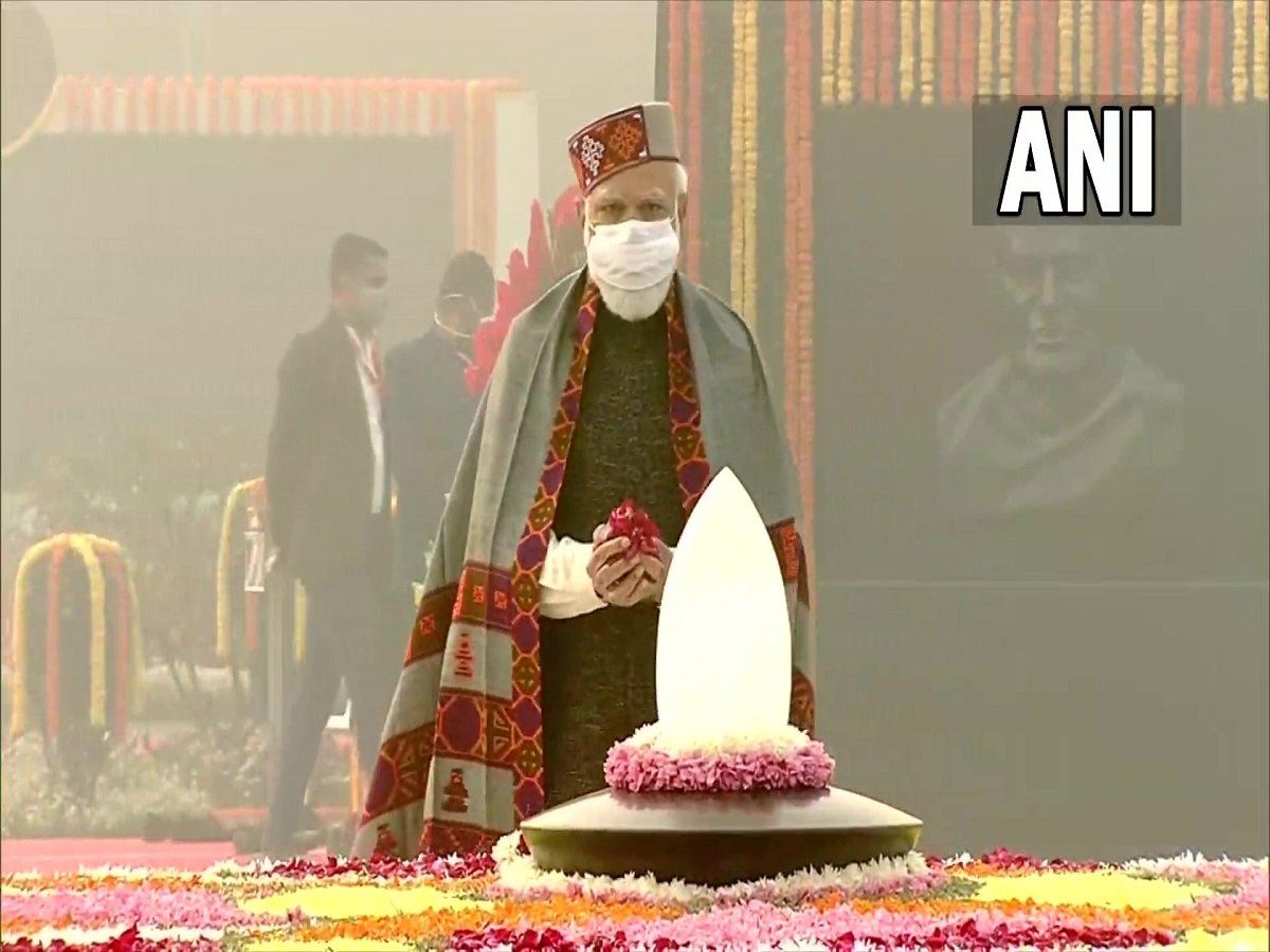 यादों में अटल बिहारी वाजपेयी, पीएम नरेंद्र मोदी समेत कई हस्तियों ने दी श्रद्धांजलि