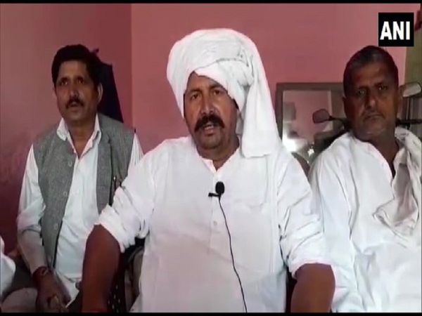 यूपी के मुजफ्फरनगर में खाप पंचायत का तुगलकी फरमान, पुरुषों को हाफ पैंट में बाजार जाने में मनाही