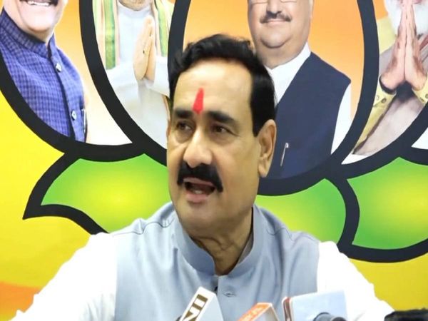 narottam mishra, tukre tukre gang, MP