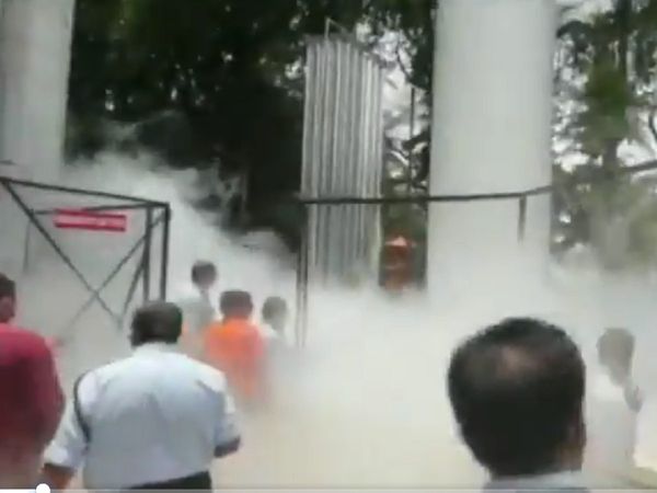  कोविड-19: ऑक्‍सीजन की कमी से दम तोड़ रहे मरीज, नासिक में टैंकर लीक ने ली 11 लोगों की जान