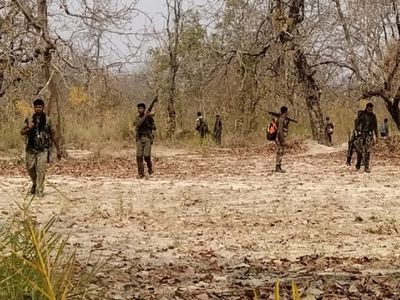 नक्सलियों ने शनिवार को छत्तीसगढ़ में सुरक्षा बलों पर हमला कर दिया था नक्सलियों ने शनिवार को छत्तीसगढ़ में सुरक्षा बलों पर हमला कर दिया था