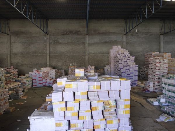 मेरठ में अवैध रूप से छपी 1.5 लाख NCERT की किताबें बरामद, किंगपिन और किताबों को जलाकर हुआ फरार