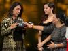 Bharti Singh Special Gift For Ranbir Kapoor-Alia Bhatt: Neetu Kapoor received pressure cooker gift on Hunarbaaz desh ki shaan set watch video
