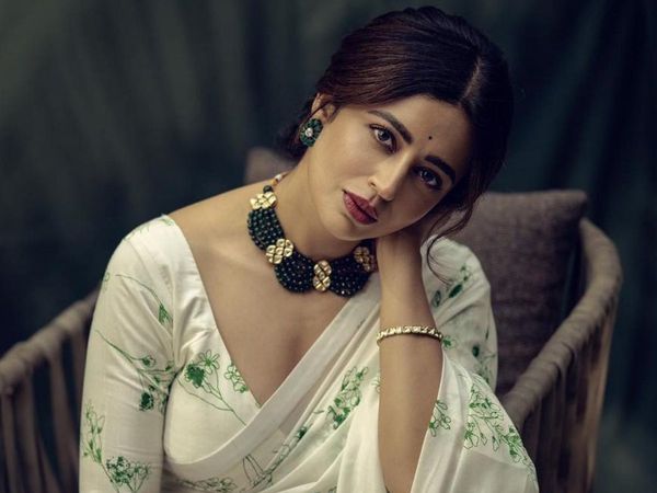 Nehha pendse, Nehha pendse serials, nehha pendse in bhabhi ki ghar par hai, neha pendse bhabhi ki ghar par hai ki shooting, bhabhi ji ghar par hai new anita, bhabhi ji ghar par hai anita replacement, नेहा पेंडसे, नेहा पेंडसे के सीरियल, नेहा पेंडसे की भाभी