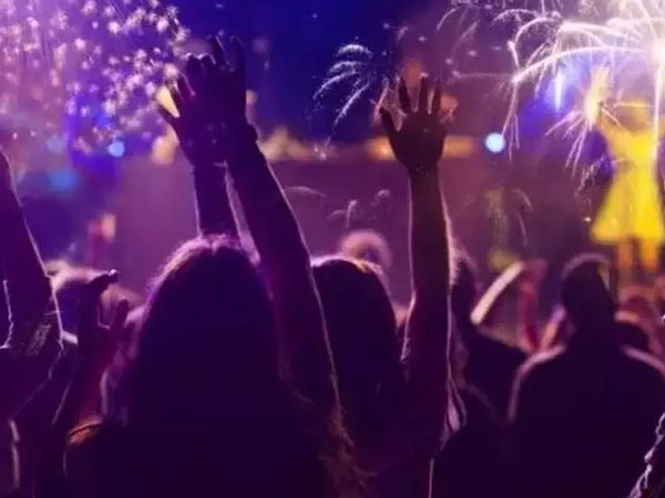  Police keeps a close watch on New Year celebration in Mumbai strict action will be taken