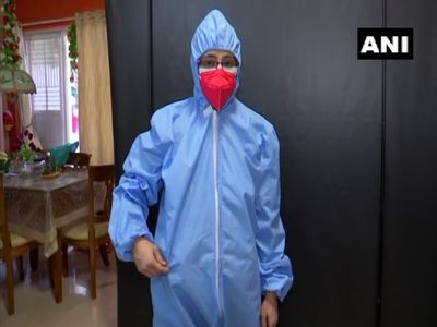 Cov Tech for PPE kit: अब पीपीई किट पहनने वालों को दुश्वारियों से मिलेगी आजादी, खास तकनीक और खास असर का दावा Cov Tech for PPE kit: अब पीपीई किट पहनने वालों को दुश्वारियों से मिलेगी आजादी, खास तकनीक और खास असर का दावा