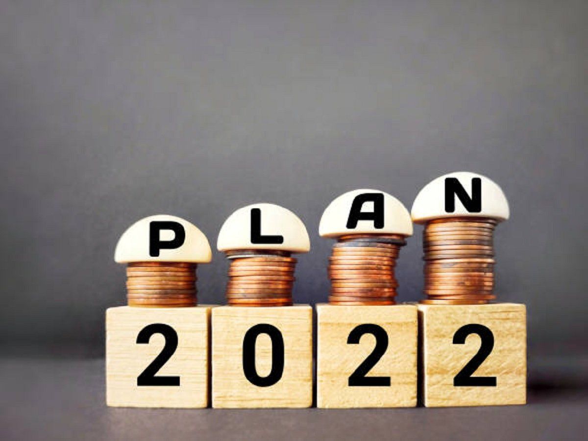 New Year's Resolution: Financial Resolutions for Investment and saving for  Happy New Year 2022 | Business