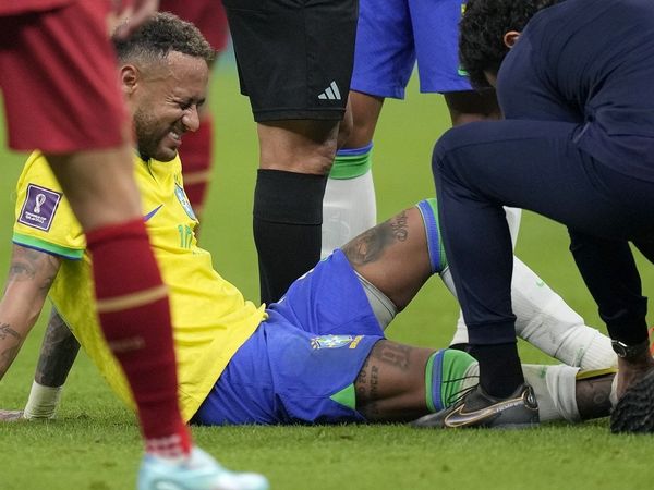 Neymar injured