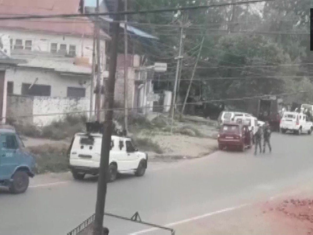 J&K NIA Raids:टेरर फंडिंग और ISIS मॉड्यूल मामलों को लेकर जम्मू कश्मीर में एनआईए की छापेमारी, 6 गिरफ्तार