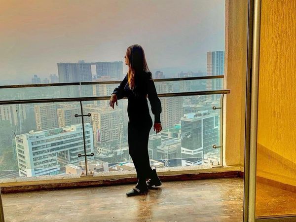 TV Actress Nia Sharma Buy New Apartment In Mumbai On New year 2021