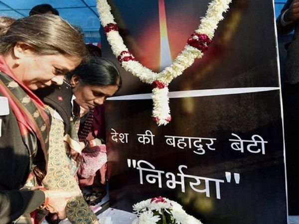 निर्भया को बेहद पंसद था नीला कॉफी मग, 'प्‍यारी बिटिया' की यादों को मां-बाप ने कुछ ऐसे संजोया