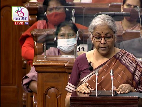 बजट में क्‍या कुछ रहा खास, जानिये 10 अहम घोषणाएं