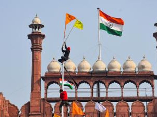What is Nishan Sahib? protestors hoisted it on Red Fort