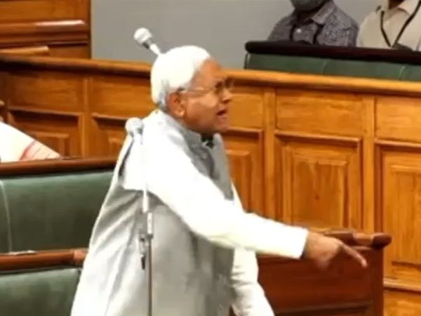 Bihar CM Nitish Kumar loses cool in assembly 