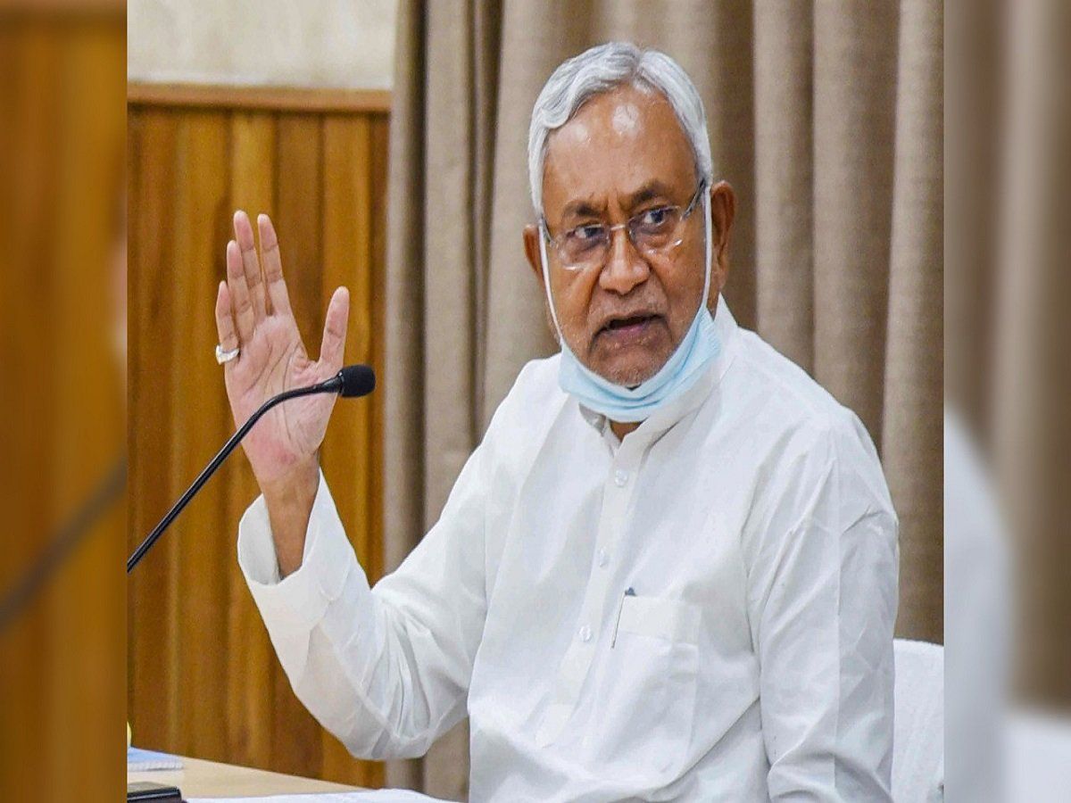नीतीश कुमार कैबिनेट में 72 फीसद मंत्री दागी, आरजेडी के 11 मंत्रियों पर गंभीर केस