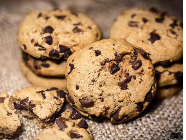 How to make Helathy Oat Meal Chocolate Chip Cookies at home