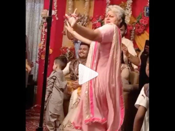 Dance Viral Video Old Woman Dance in Wedding Video Goes Viral on Social Media