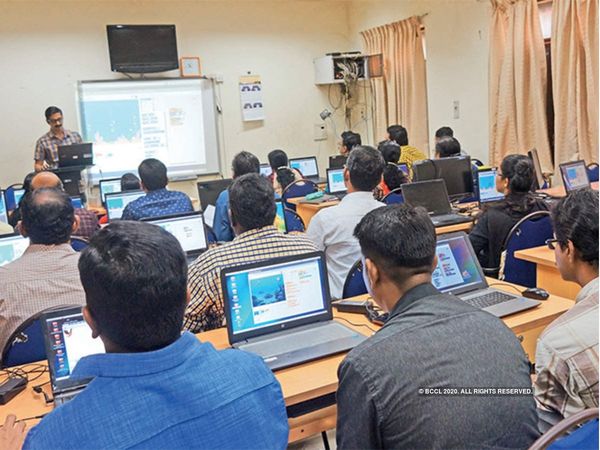 राजस्‍थान में 100 सरकारी स्‍कूल बनेंगे 'स्‍मार्ट क्‍लासरूम', टीचर्स को दी जाएगी ट्रेनिंग