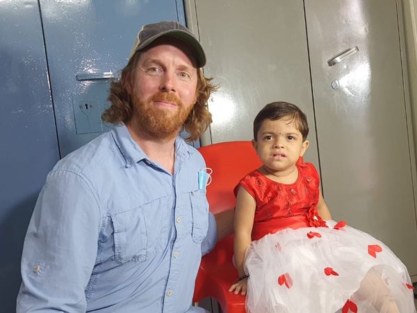 The girl fate changed who found in garbage box 4 years ago, American couple adopted 