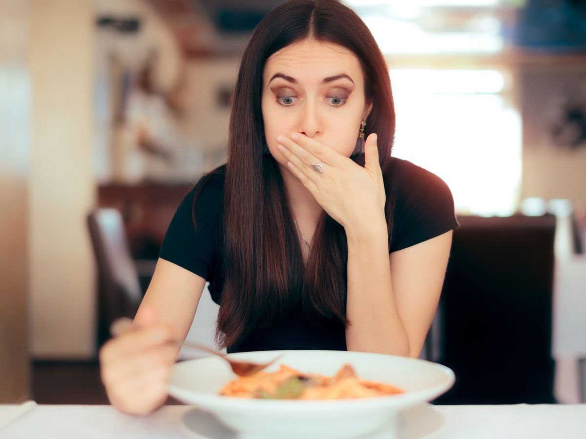 Tips for Better Digestion | Health Tips: क्या खाना पचाने में होती है  समस्या? इन 5 आसान तरीकों को अपनाकर पाएं परेशानी से निजात, five tips for  smooth digestion after overeating |