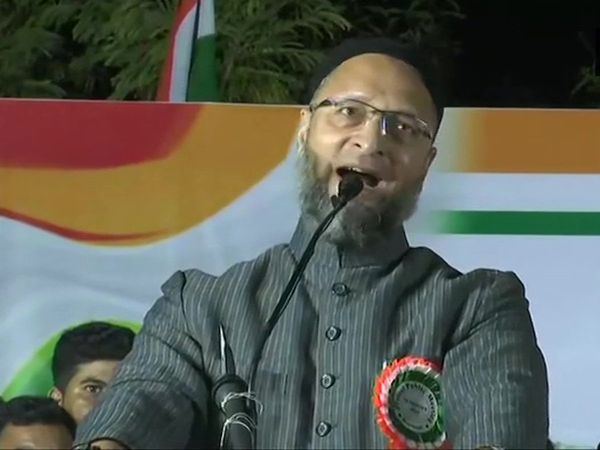 'दिल पे गोली मार क्योंकि दिल में भारत की मोहब्बत है', CAA पर बोले ओवैसी, Asaduddin Owaisi says will not show document for CAA ready to face bullet on his chest