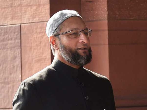 Furfura Sharif's Abbas Siddiqui joins hands with Congress-Left jolt to owaisi  