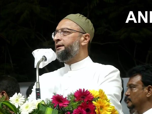 असदुद्दीन ओवैसी का तंज, 'नरेंद्र मोदी की गुलाम बन गई है AIADMK', बाबरी मस्जिद पर कांग्रेस-DMK को भी घेरा