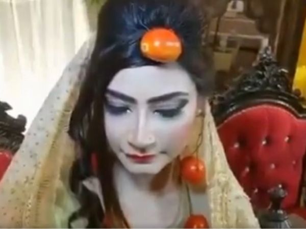 Pakistan: पाकिस्‍तानी दुल्‍हन, जिसने टमाटर के लिए छोड़ दिया सोना और बन गई 'सबसे अमीर', [VIDEO]