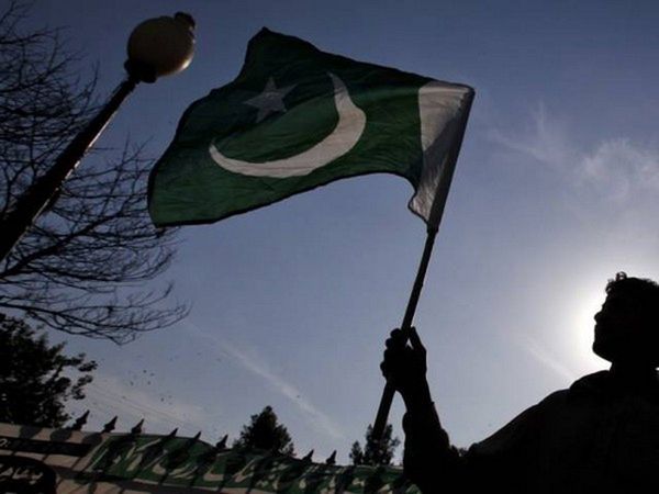 Pakistan Minister says 43 pc foreign-funded projects in the country are'problematic'