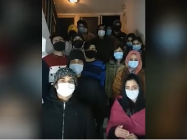 Pakistani students stranded in wuhan slam Imran Khan government amid spread of Coronavirus