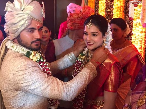 manish pandey weds ashrita shetty (pic credit- sunrisers hyderabad twitter account)