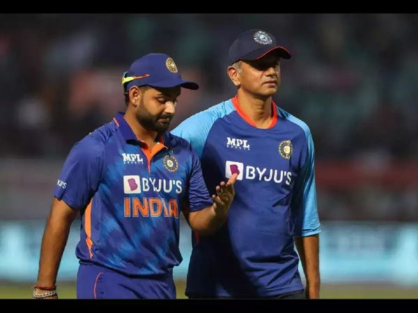 Rishabh Pant and Rahul Dravid
