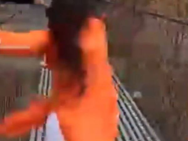 Papa ki pari video Girl flying on bridge then what happened watch funny viral video in hindi