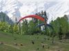 Best paragliding places in india, 5 famous paragliding places in india, top 5 paragliding places in india, best paragliding locations in india