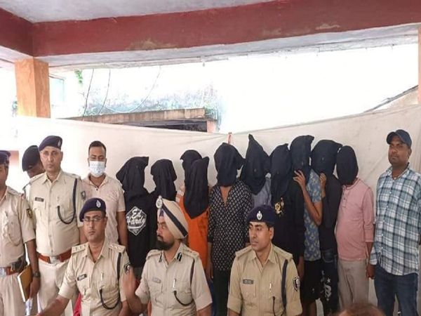 10 criminals arrested for looting several establishments in Patna