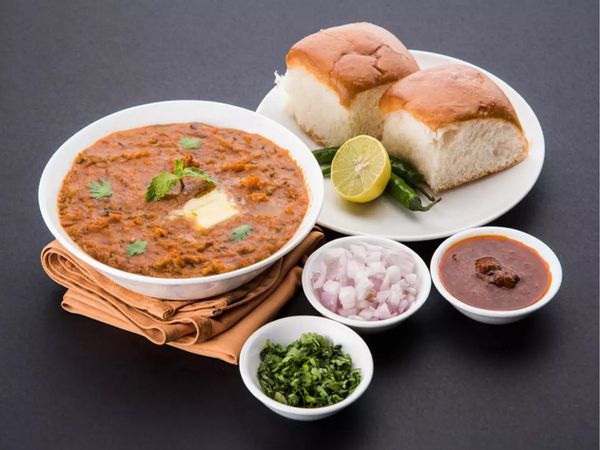 Pav Bhaji recipe at home in hindi 