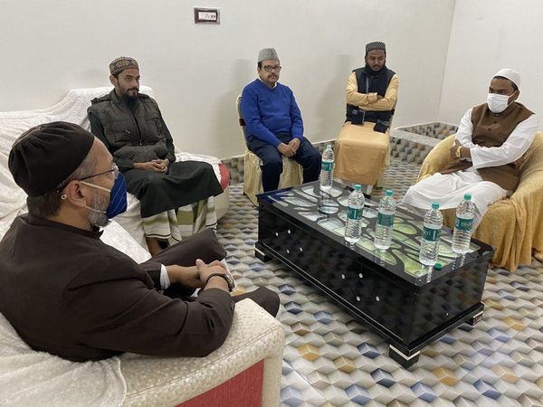 Who is Joining Hands With Owaisi to Dent Mamata Banerjee's Arithmetic in Bengal