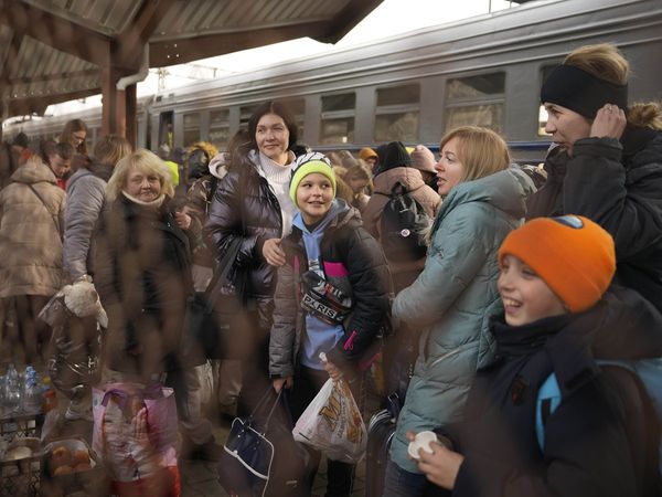 Russia-Ukraine agree to build humanitarian corridors to evacuate trapped people