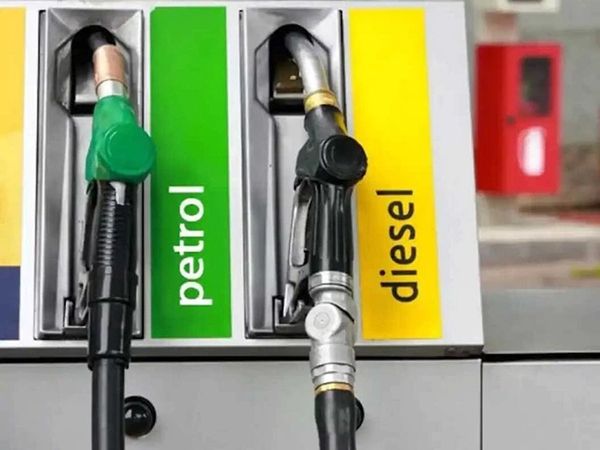  Petrol Diesel Price Today: Price of petrol & diesel in Delhi at Rs 101.81 per litre & Rs 93.07 per litre respectively today